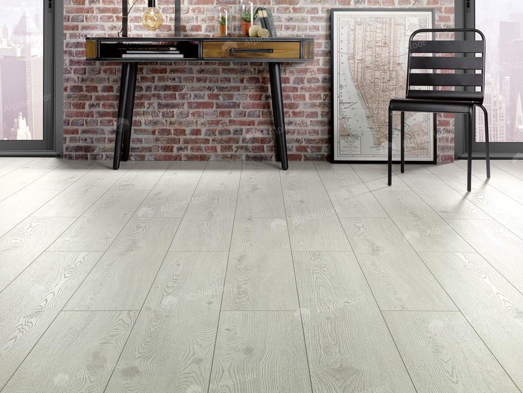https://bitrix.alpinestore.su/upload/iblock/894/1iyq33p7tce2oevd07ytlpdxq368ce16/541_MONT_BLANC_.jpg